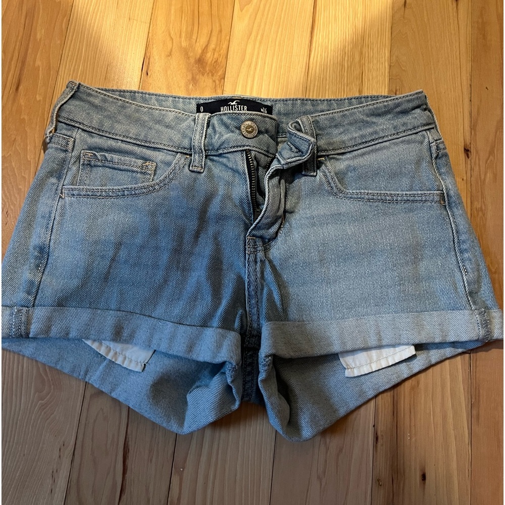 Girl’s Hollister Jean Shorts-size 0